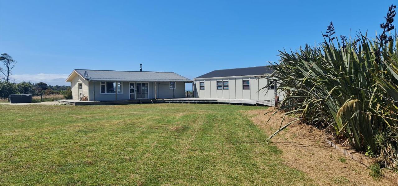 Rarakau Lodge Tuatapere Eksteriør billede